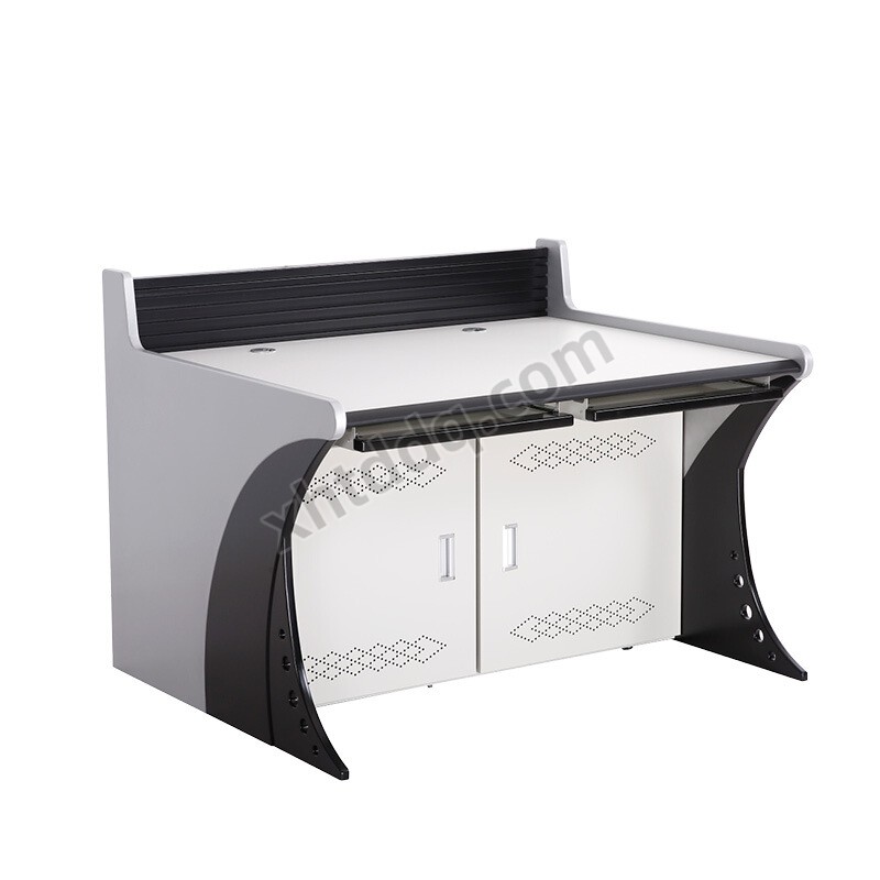 點(diǎn)擊查看商品:操作臺(tái)